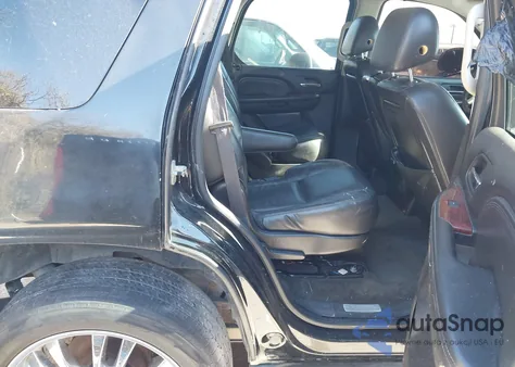 2007 Cadillac Escalade Standard from USA, damaged, VIN 1GYEC63827R382825